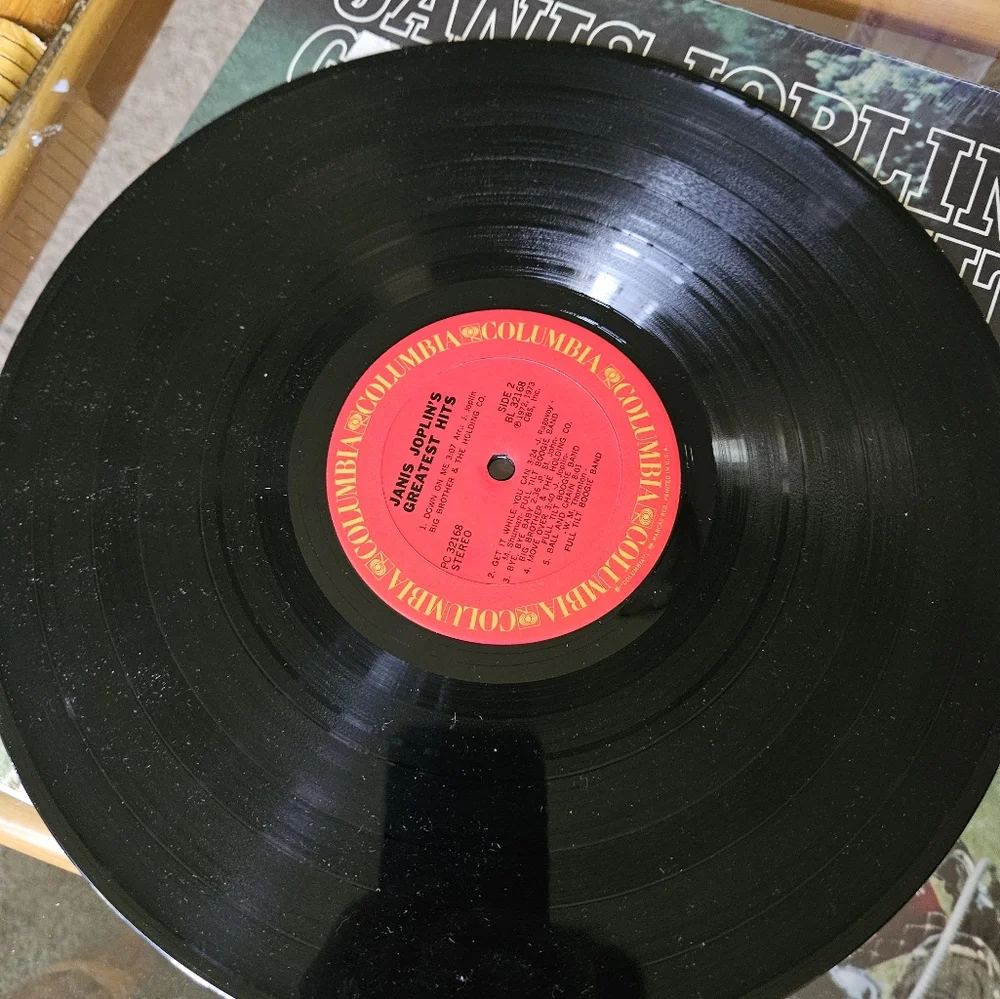 Record - Picture 3 of 4